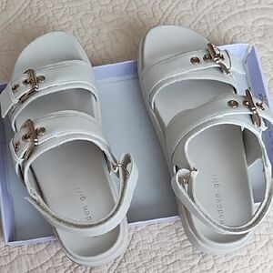 Madden Girl Cream Double-Buckle Sandals 8.5 Worn Once